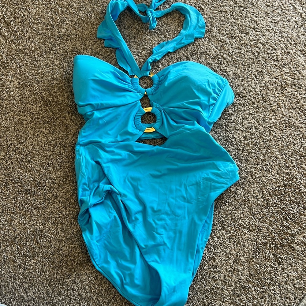 SOLUNA
Buckle Up One Piece Swimsuit